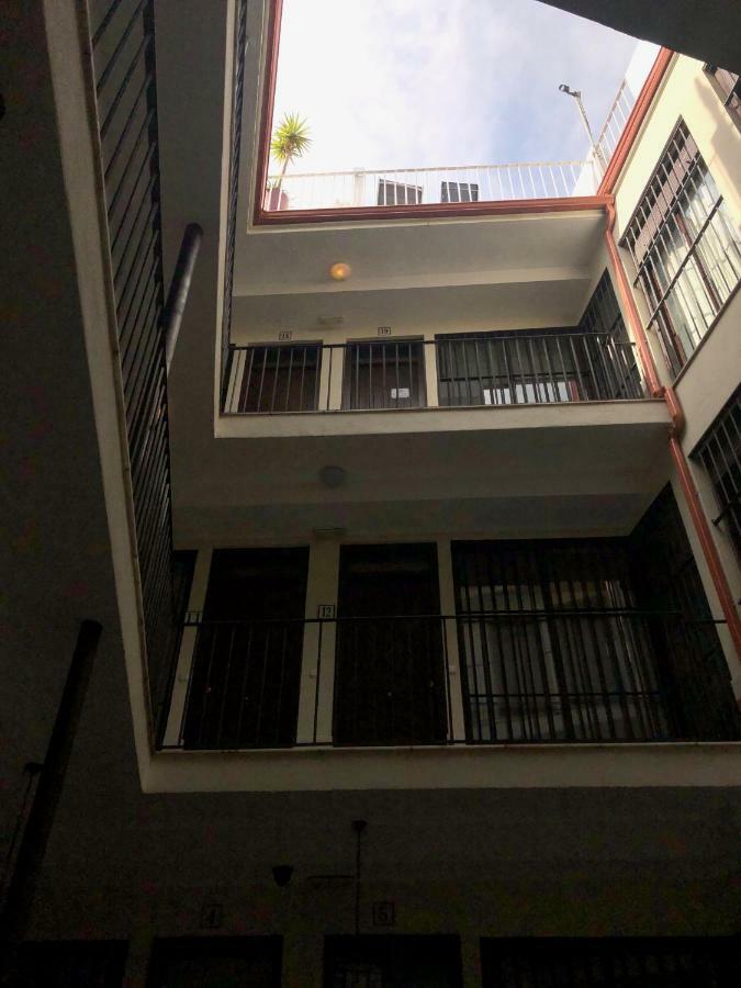 Casa De Eugenia Daire Málaga Dış mekan fotoğraf